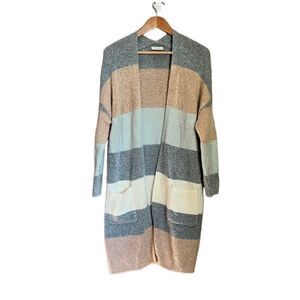 Active USA colour block cardigan. Size small